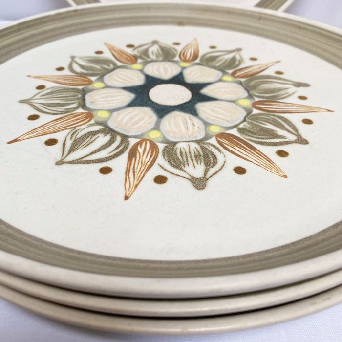 Angielskie talerze obiadowe 4szt.