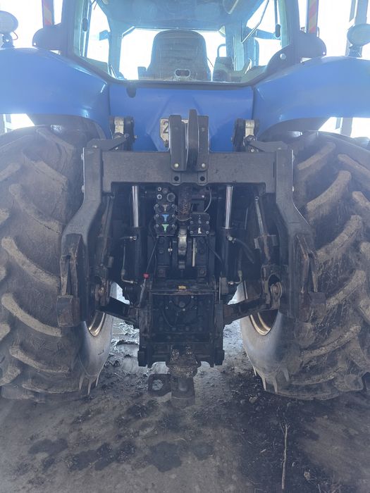 Прожам трактор New Holland t8 390