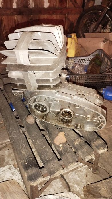 Двигун Мінськ кросс 3.221