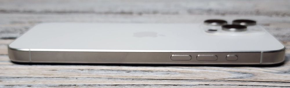 iPhone 15 pro max 256gb Silver eSIM 540$ магазин