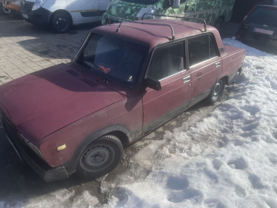 Продам Ваз 2107 2002 1.5 5ст