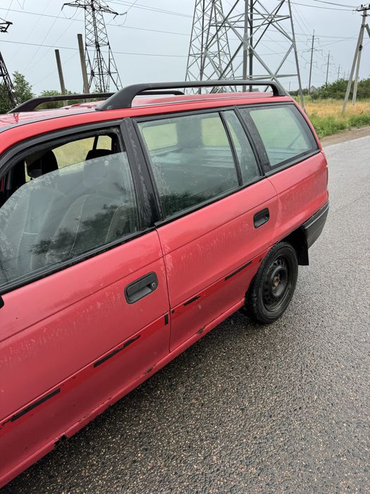 Opel Astra 1994 1.8 бензин