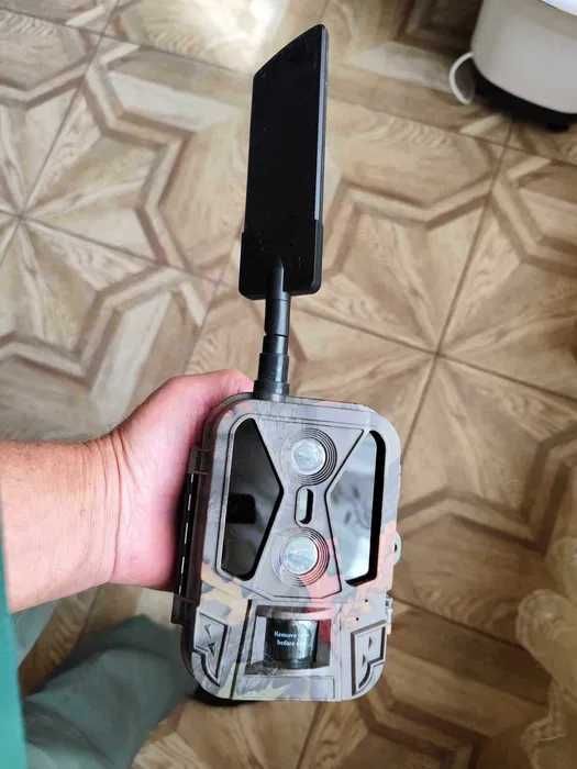 Fotopułapka HC-950 z wymiennym własnym akumulatorem oraz aplikacją