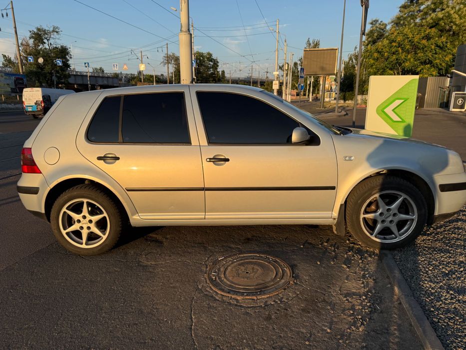 Volkswagen Golf 4