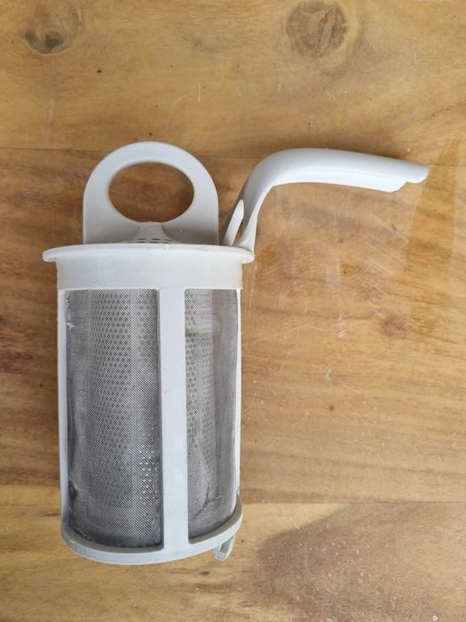 Środkowy filtr odpływowy do zmywarki Elektrolux