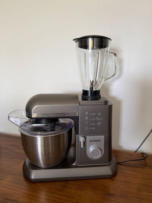 Robot de cozinha, processador de alimentos, batedor e liquidificador