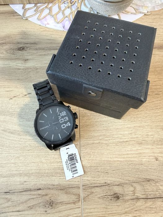 DZ4207 Zegarek męski Diesel Blackout Chronograph