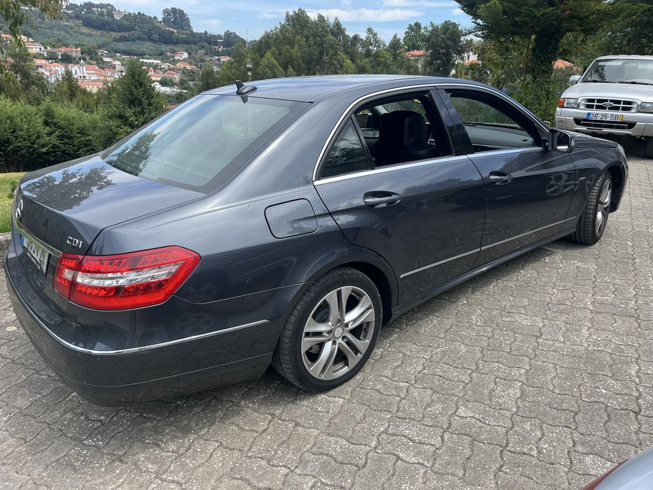 Mercedes-Benz E 250 — fotografia 2
