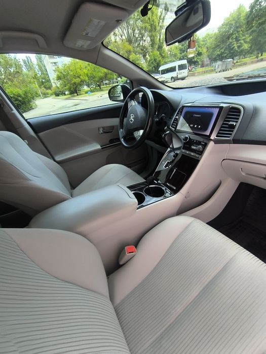 Продам Toyota Venza  газ, бензин.