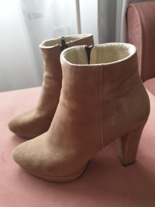 Botki zamszowe intershoe 39