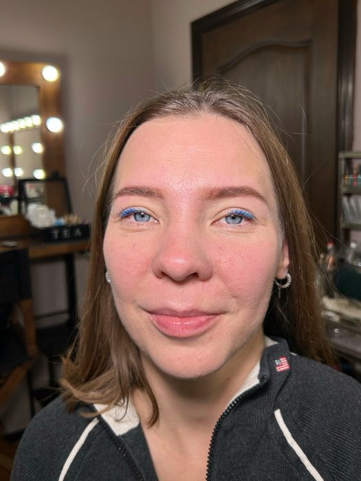 Шукаю моделей на брови