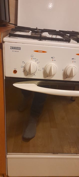 Kuchenka gazowo elektryczna