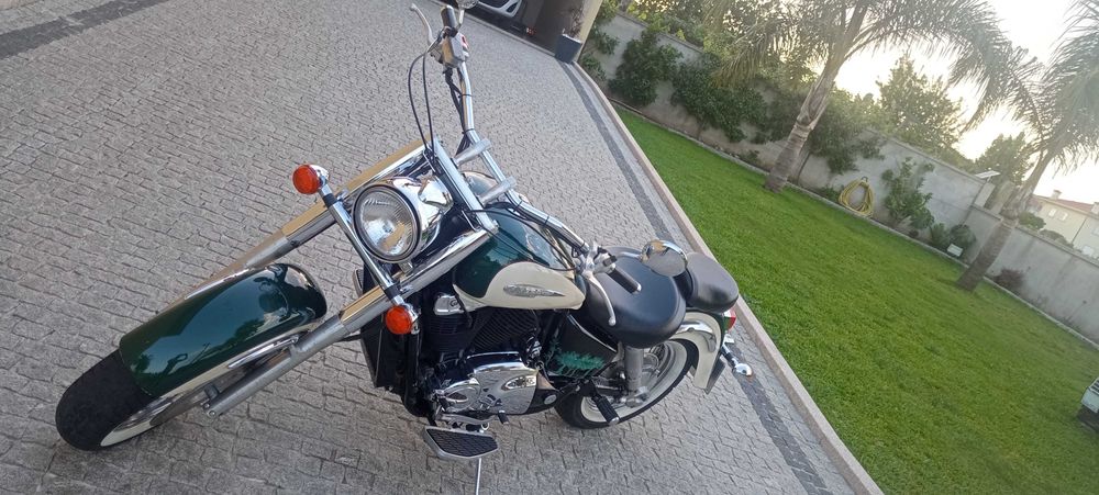Moto Honda Shadow
