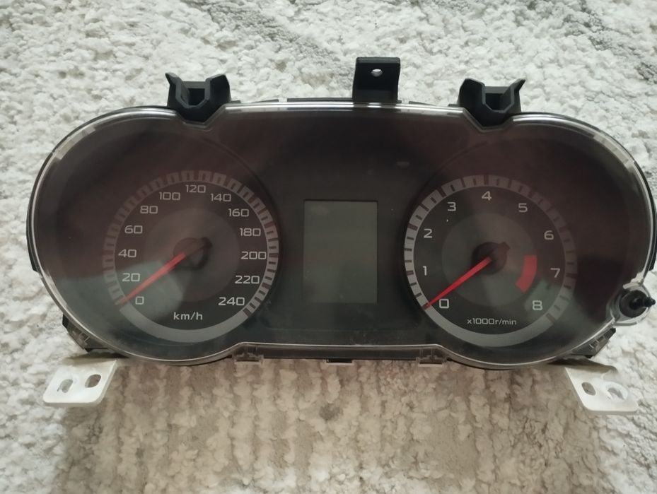 Панель приладів Lancer X