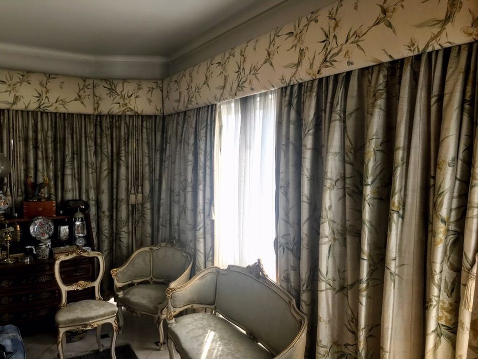 Mobiliario Louis XV em estado impecável