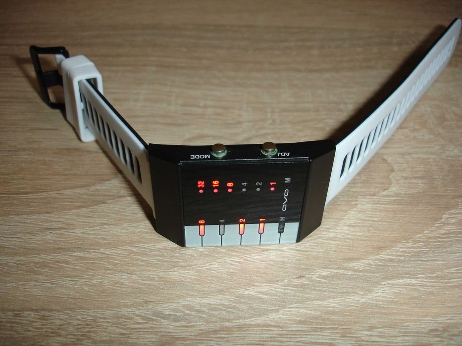 Zegarek Binarny OVO Piano style