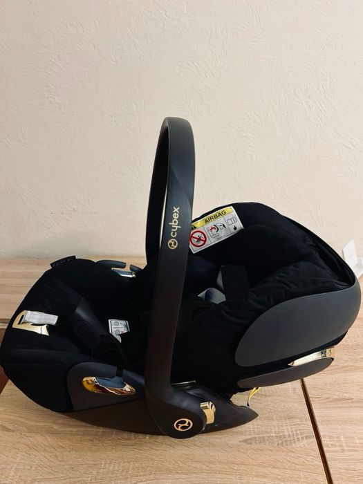Новая Cybex Cloud Q by Jeremy Scott (Wings)