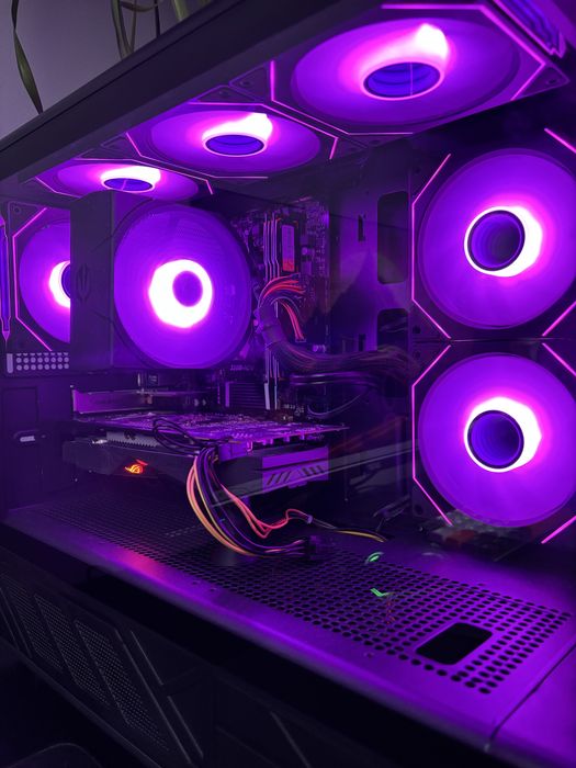 Komputer Gamingowy Ryzen 5 3500x 16gb ram Radeon RX 570