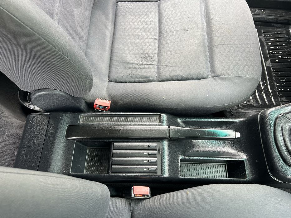 Продам аудюшку А4В5