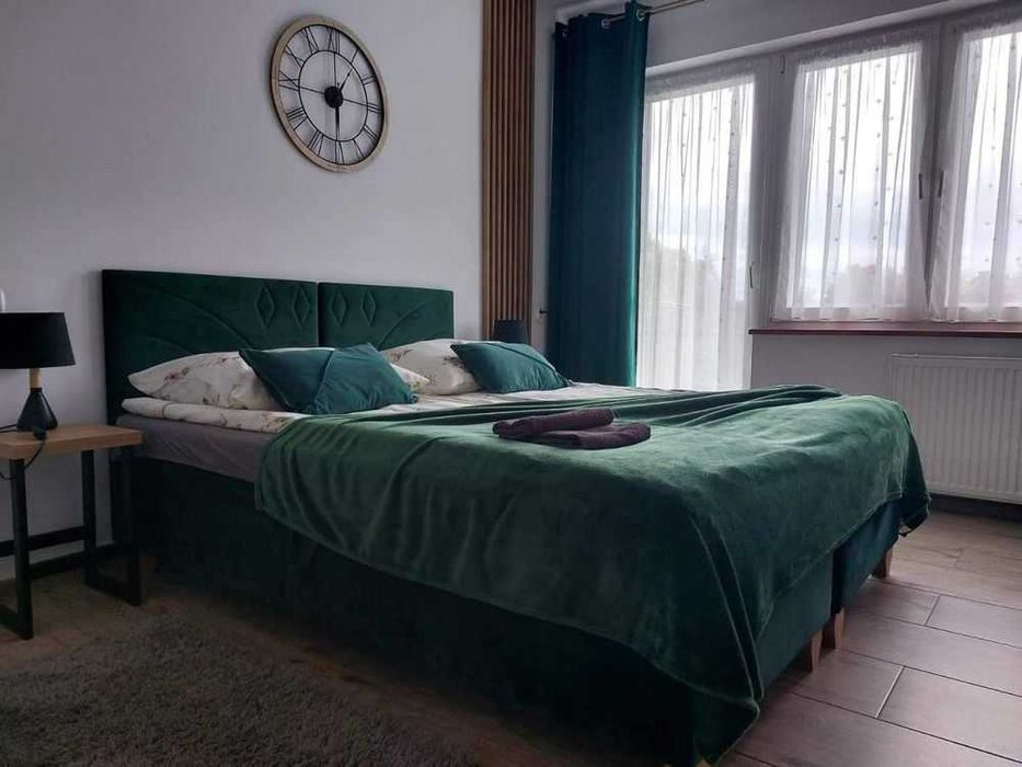 Mikołajki. Wolne pokoje z łazienkami.