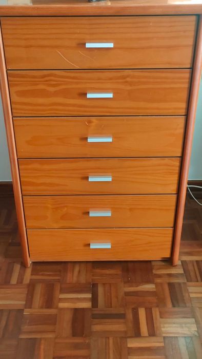 Vendo camiseiro pinho mel