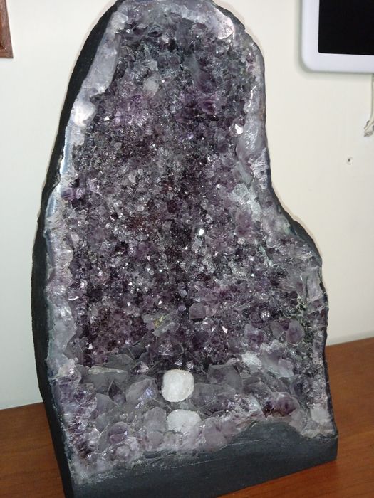 Geodo capela de ametista, decoração.