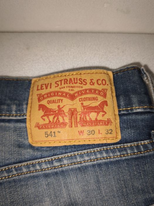 Sprzedam oryginalne Levi's 541