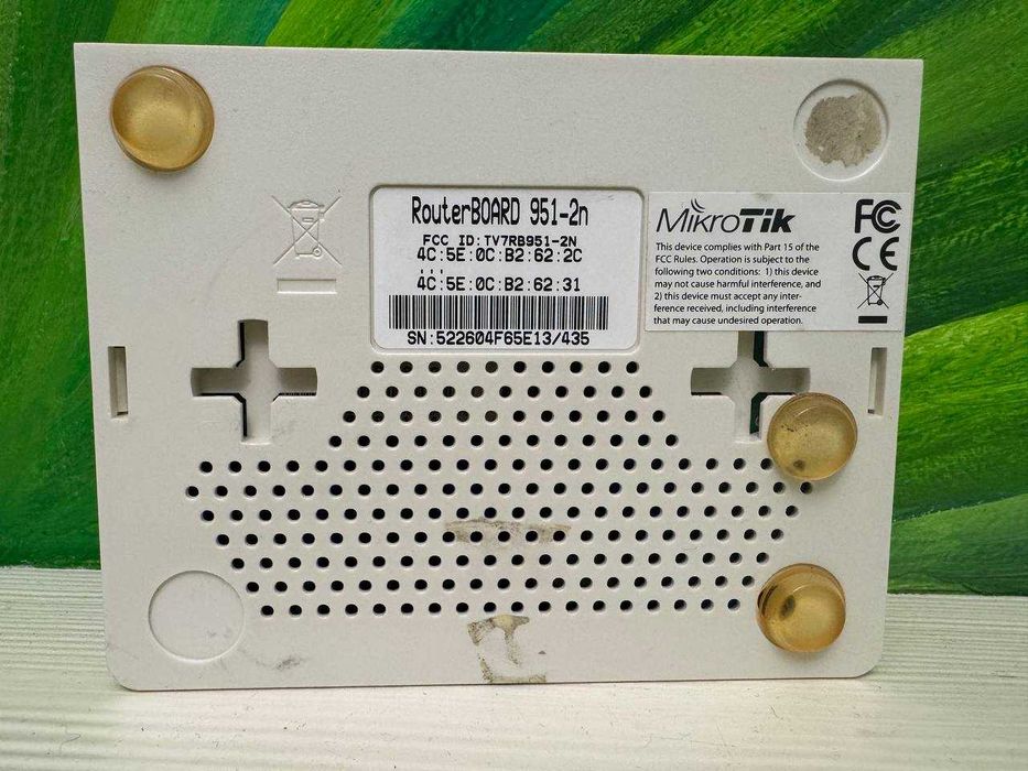 Маршрутизатор Mikrotik RouterBoard hEX PoE lite RB951 (роутер)