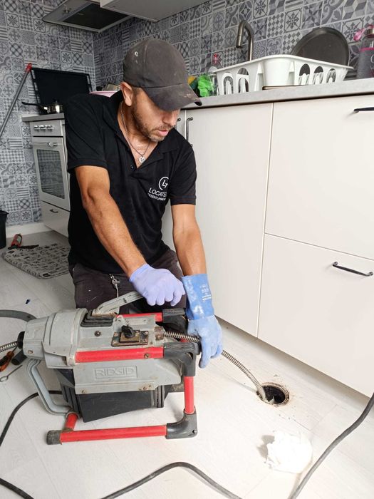 LOCATELLI DESENTUPIMENTOS E CANALIZAÇÕES