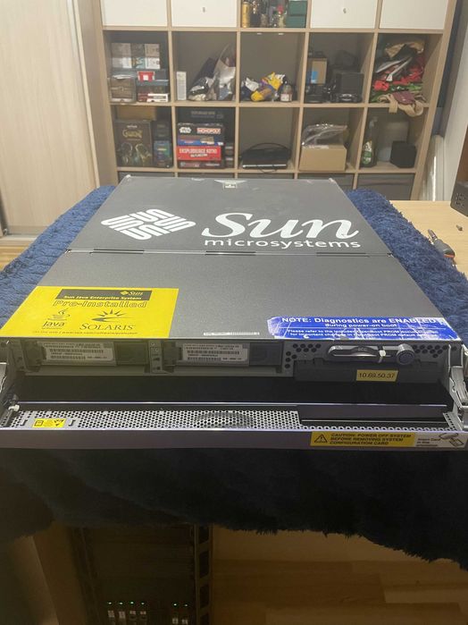 Sun Microsystems SunFire V210