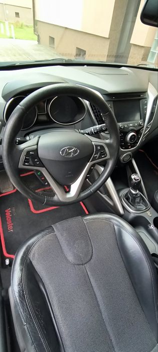 Hyundai Veloster