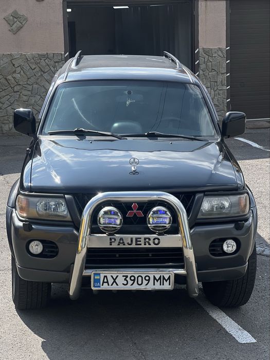 Mitshubishi PAJERO SPORT