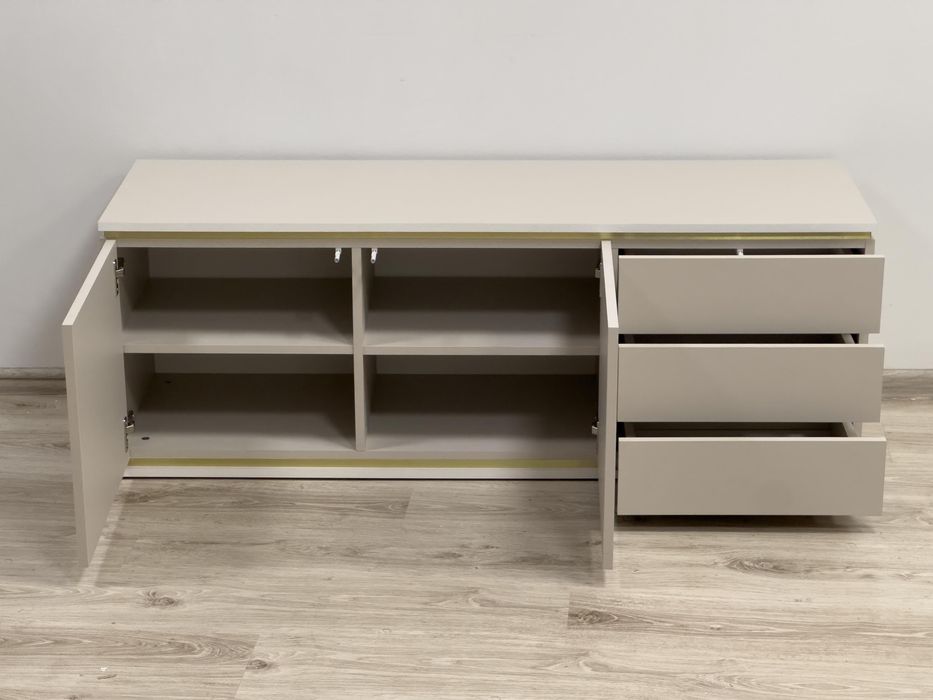 Комоди та журнальний стіл Linette