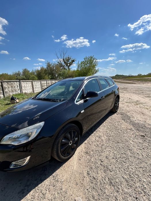 Opel Astra J 2011 Sports Tourer 1.7 CDTI