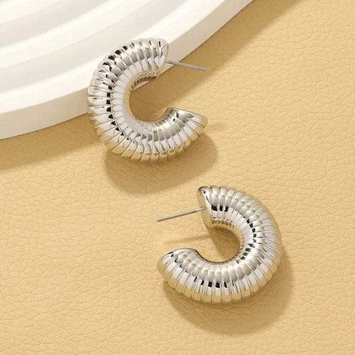 Kolczyki koła wkręty