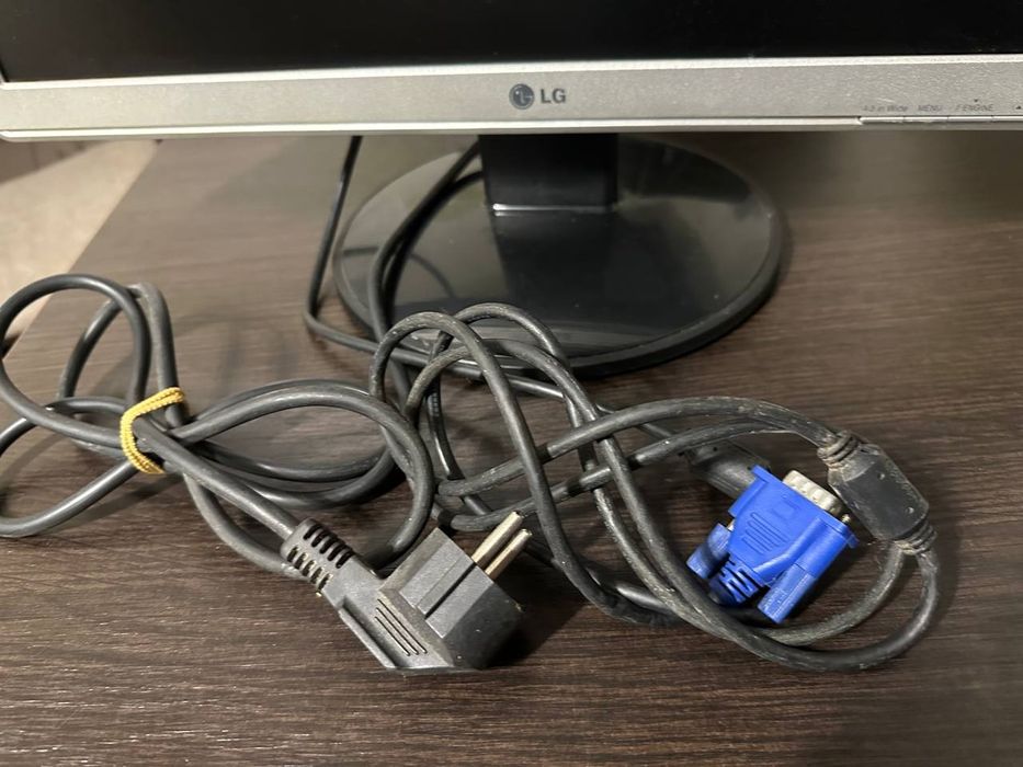 Монітор 22" LG 22 Flatron W2242S