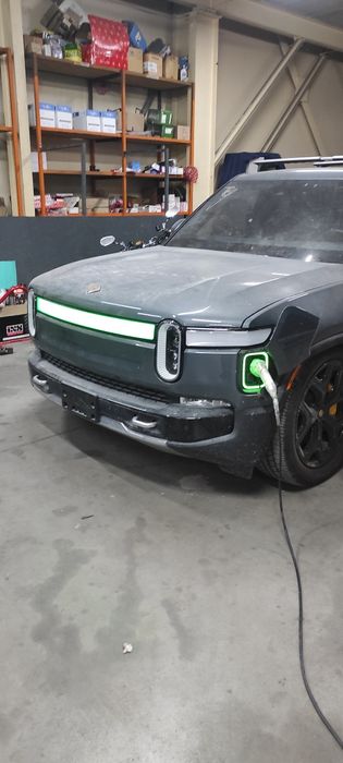Ремонт та відновлення Rivian,  Tesla  , Zeekr,  BYD, ID4,  електромобілі