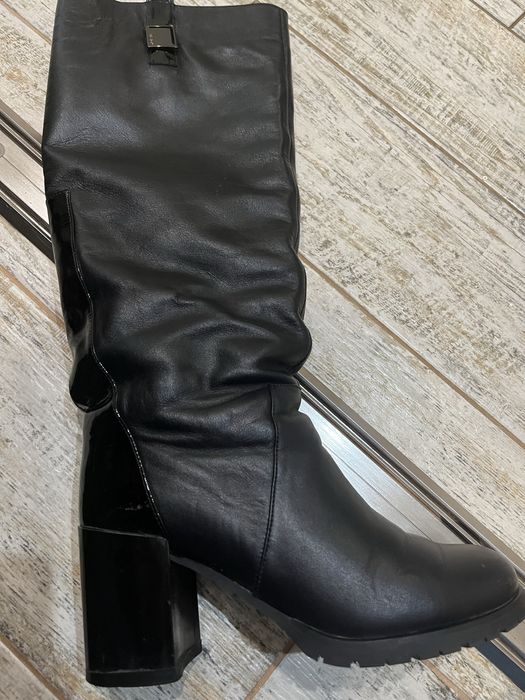 Зимові чоботи , лак і глянцева шкіра, 37 розмір