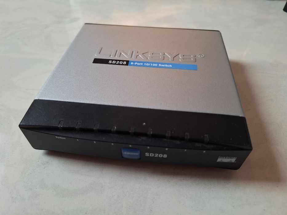 Switch Linksys SD208 8 port