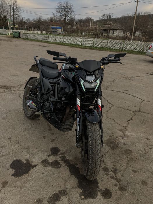 Lifan sr220.