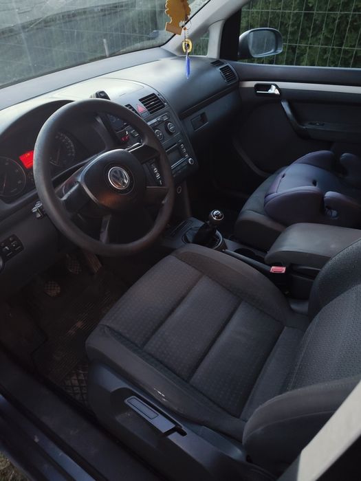 Sprzedam volkswagen Touran 1.9TDI