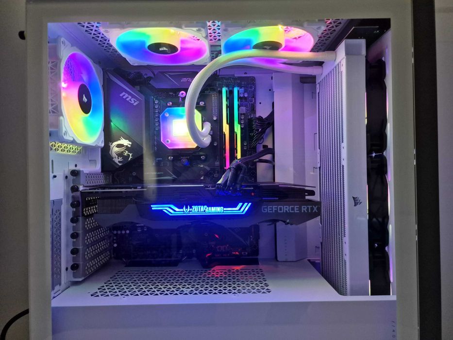 PC Gaming (AMD Ryzen 5 5600X + GeForce RTX 3080)