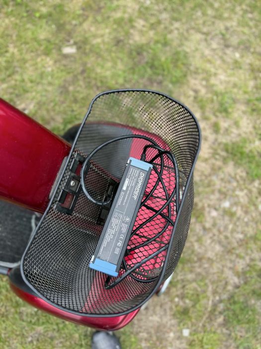 Wozek inwalidzki elektryczny