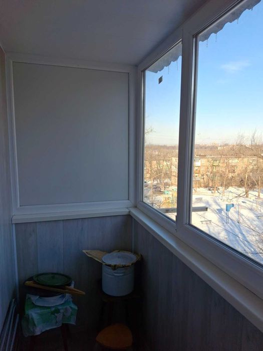 Продається 2-х кім. кв. р-н Червоної ! Сертифікат !