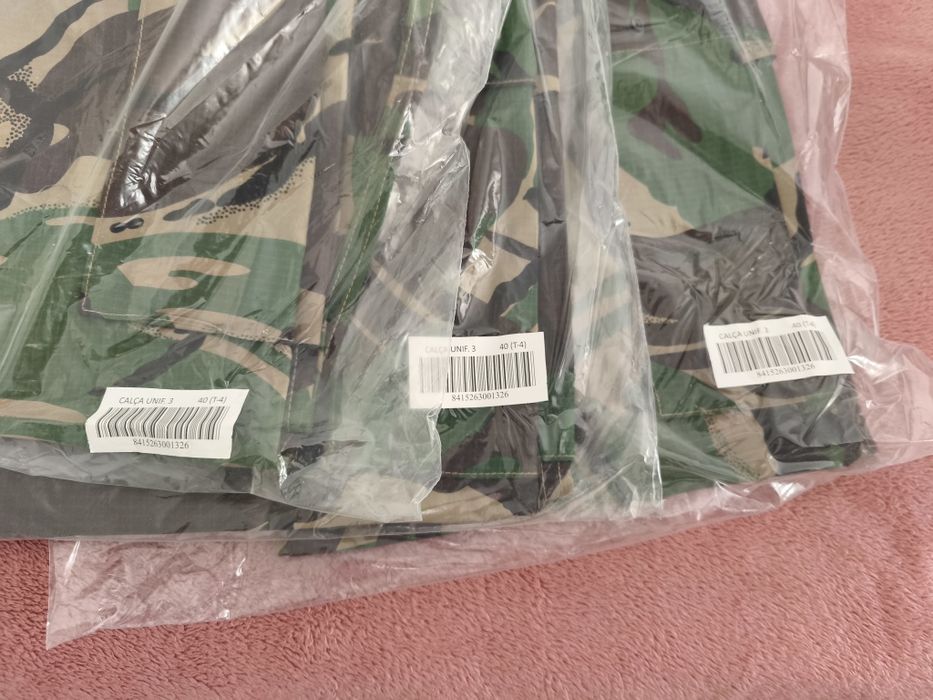 3 calças Novas Exército
