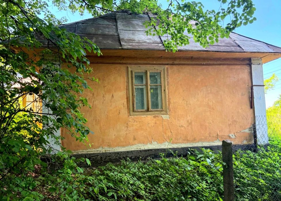 Продаж будинку с. Кізлів Львівська область -35 км від Львова, 5 хв їзди до м.Буськ (10 000$.).