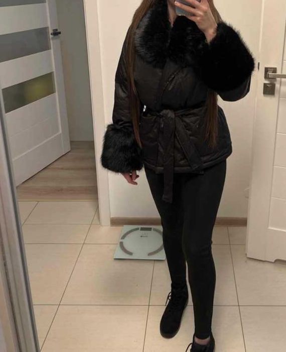 Kobieca wiązana kurtka zimowa czarna futerko jak naturalne M