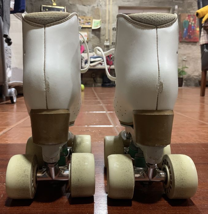 Patins de patinagem artistica n. 210