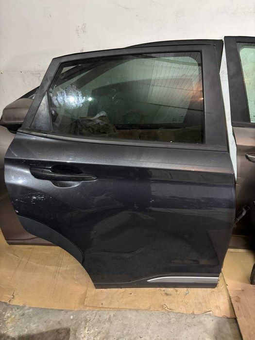 Двері Hyundai kona electric колір YG7 B6S кона хюндай дверь двери
