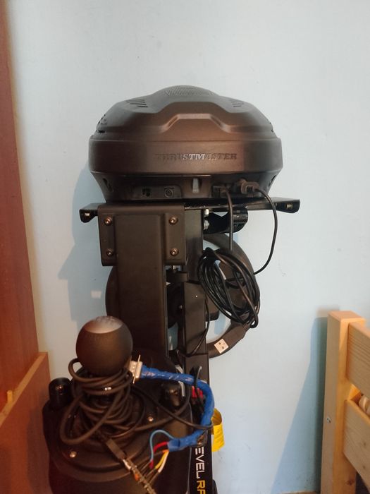 Thrustmaster t300
